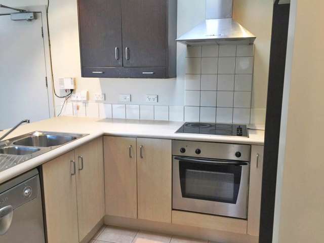 2/80 Gunner Drive Te Atatu Peninsula_1