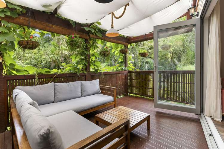 2/5A Dakota Avenue Beach Haven_8