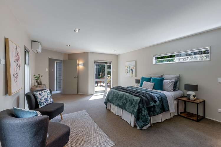 34 Menin Road Raumati South_13