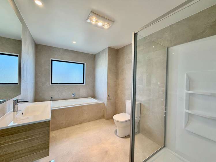 1 Karamu Street Flat Bush_15
