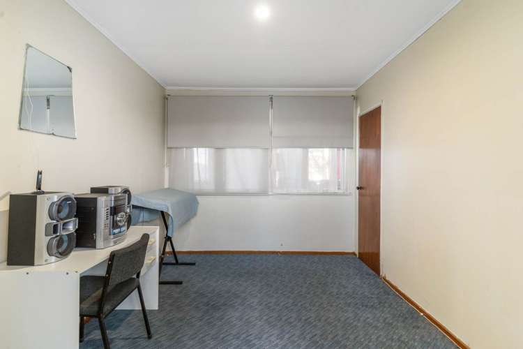 4 Playfair Road Mount Roskill_14