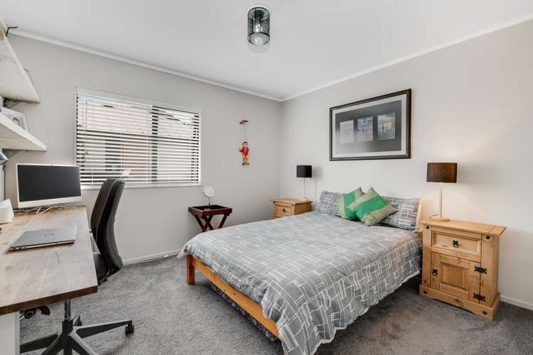 70 Donald Street Stanmore Bay_10