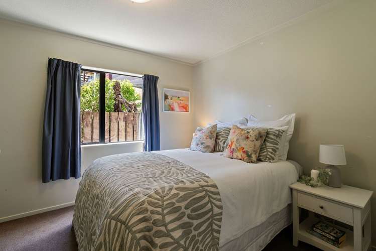 14B Landsdowne Terrace Karori_12