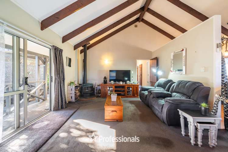 60 Larchmont Grove Totara Park_3