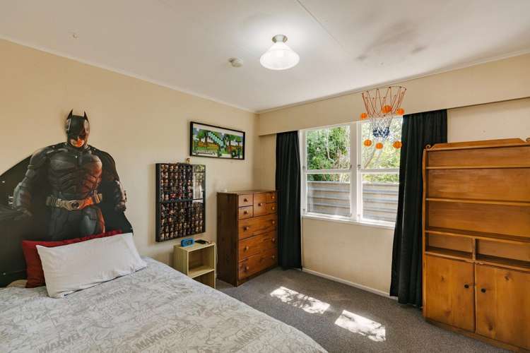 7 Lockhart Avenue Milson_16