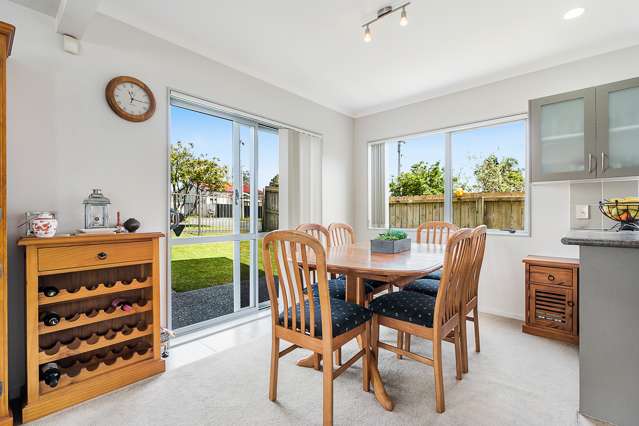 14 Taylor Street Blockhouse Bay_4