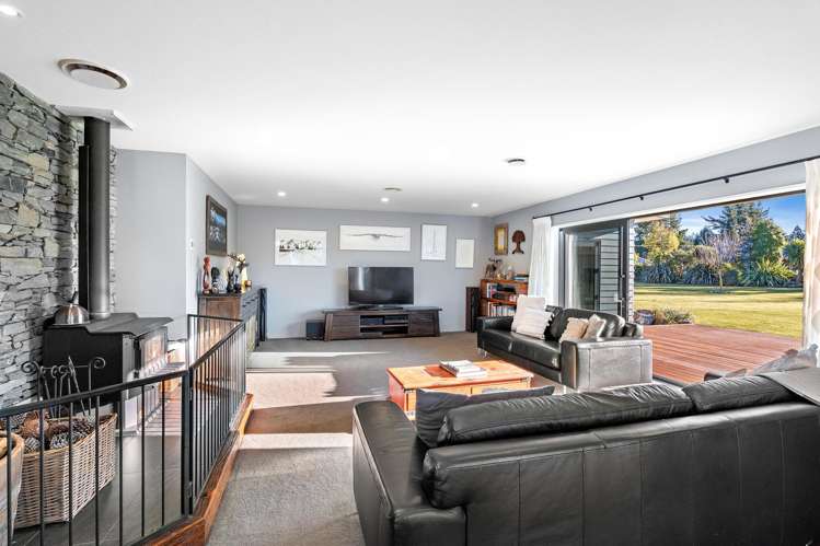 5808 West Coast Road Springfield_9