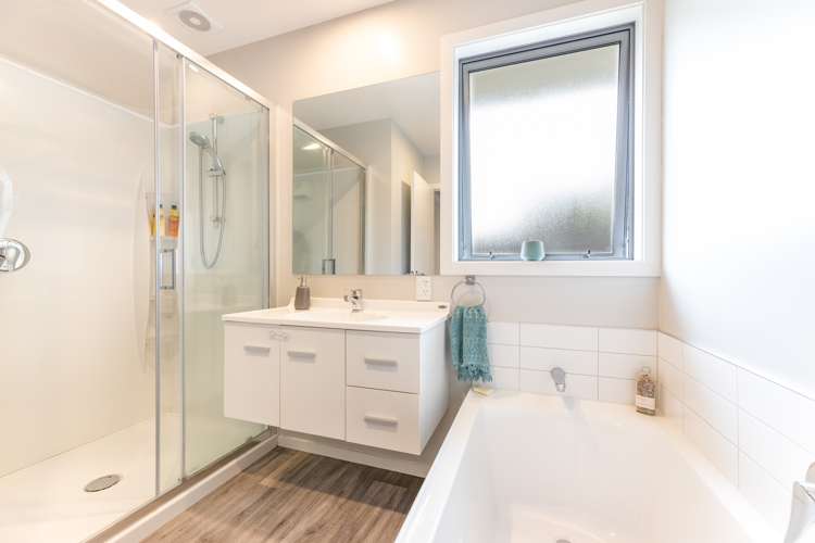 34 Roberts Road Hei Hei_12