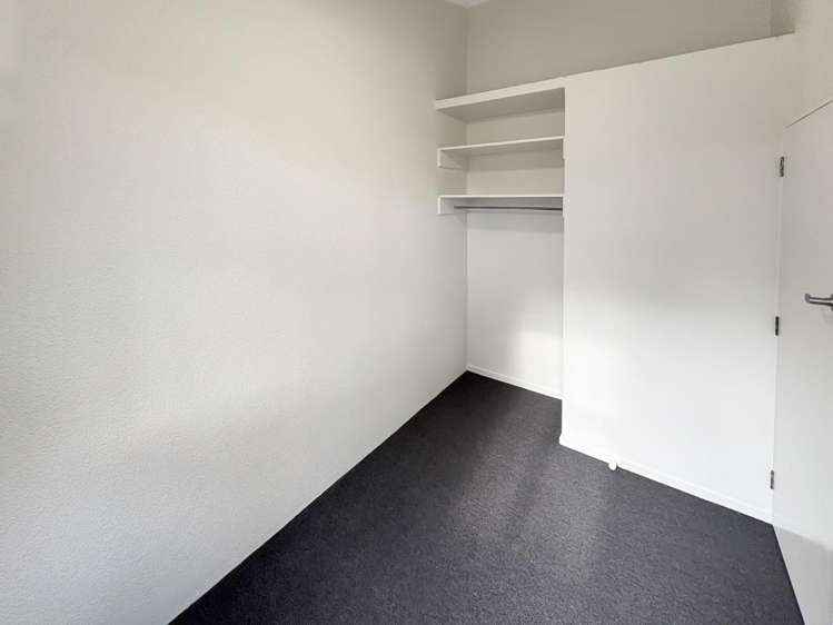 2/80 Russell Street 10930_7