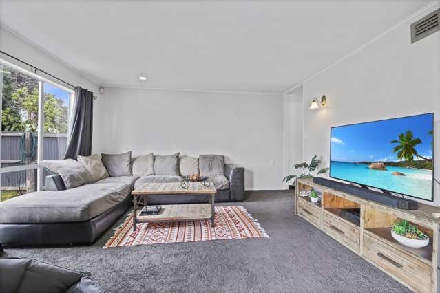 166 Breezes Road Aranui_4