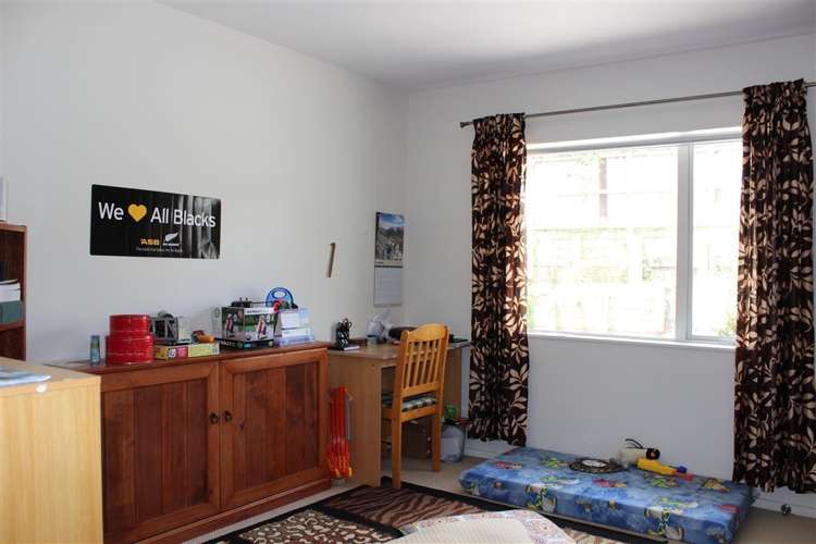 3 Caffreys Avenue Massey_8