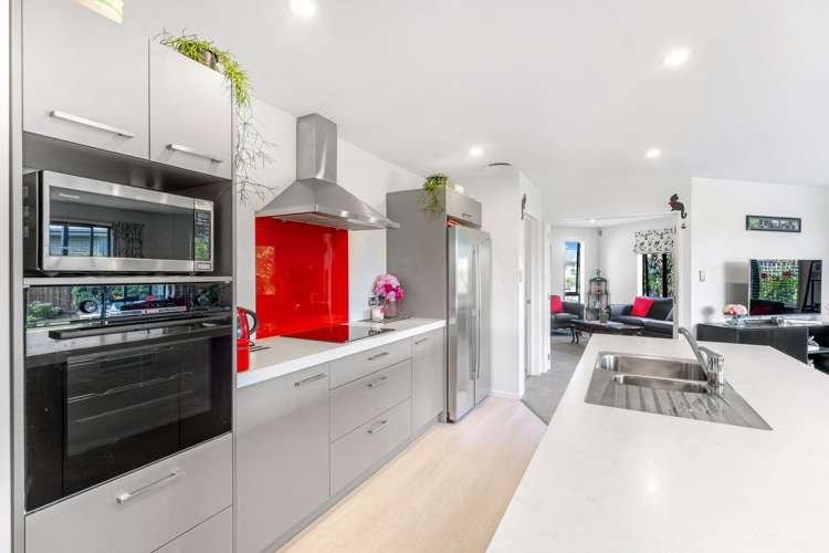 2 Orchard Grove Ashburton_1