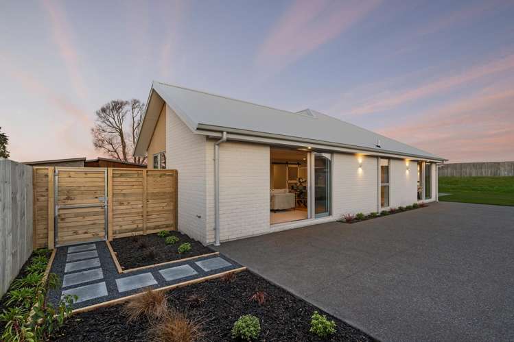 14 Tabor Place Lincoln_1
