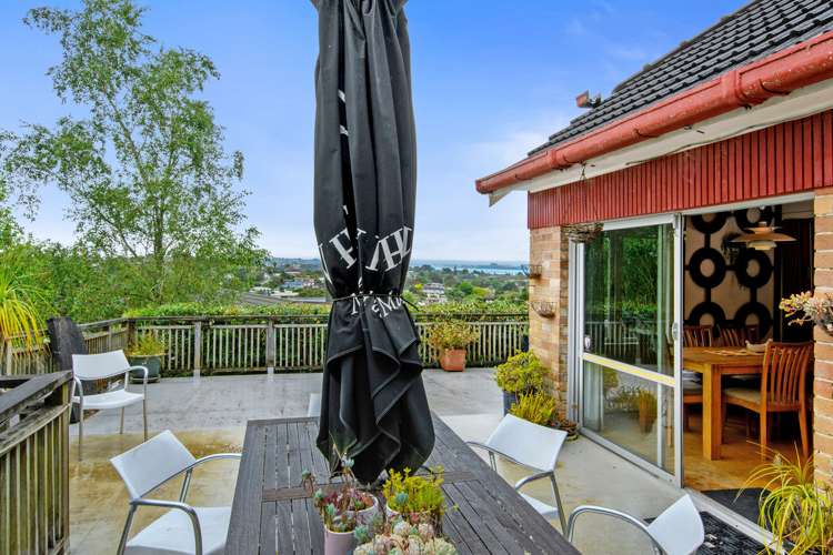 195 Golf Road Titirangi_9