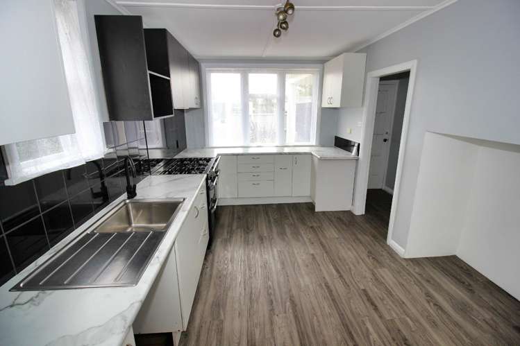 15 Queen St_3
