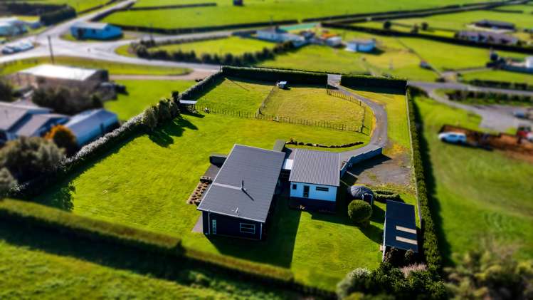 427 Cardiff Road Pembroke_19