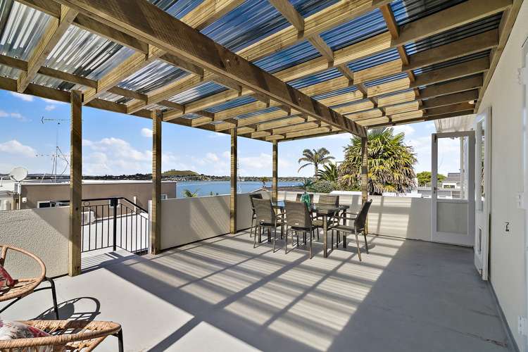 42 Seacliffe Road Hillsborough_10