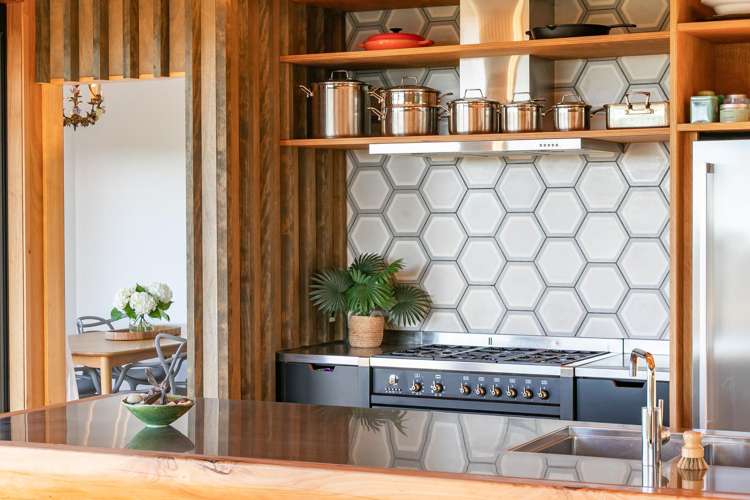 27 Queens Drive Oneroa_18