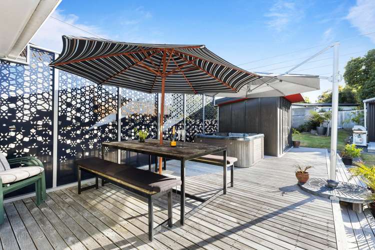 7 Cornwall Street Te Atatu South_5