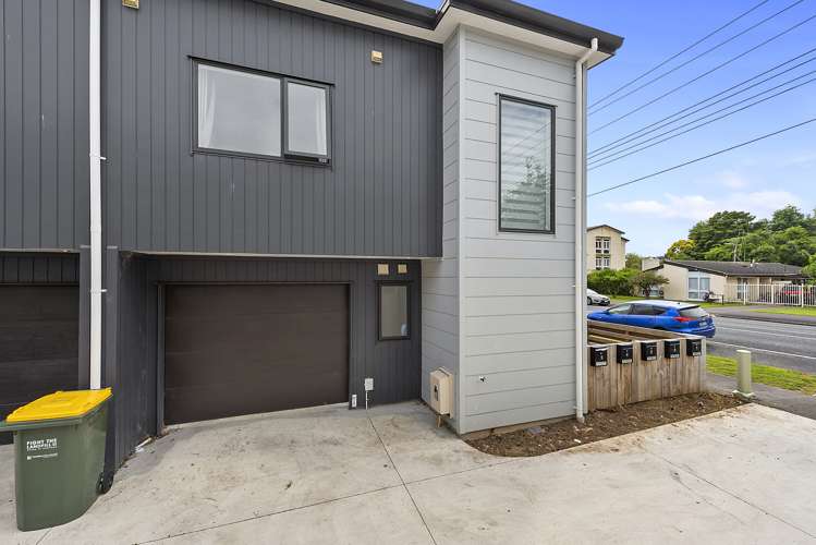 1/107 Knighton Road Hillcrest_1