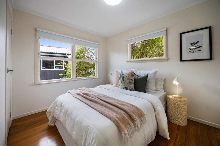 89 Aeroview Drive Beach Haven_11