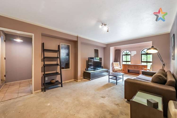 14 Matuhi Street Tirohanga_19