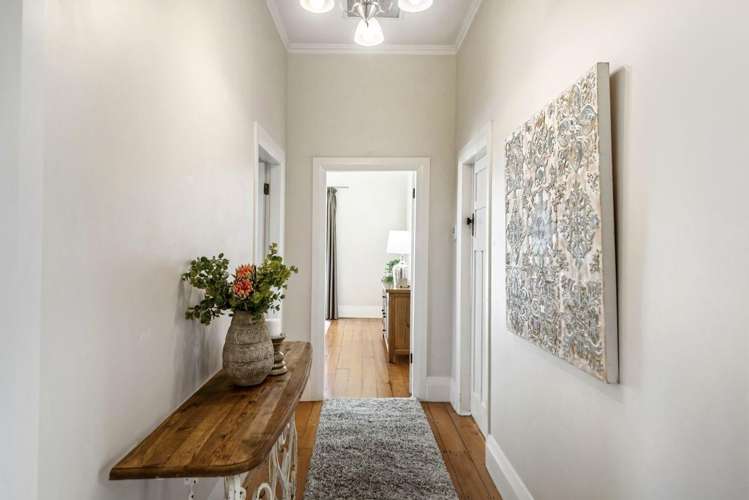 54 Wairoa Road Narrow Neck_4