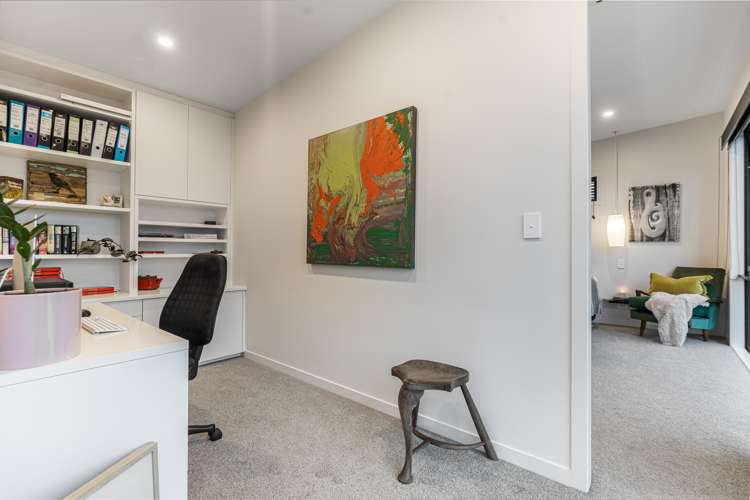 3a William Bayes Place Red Beach_16