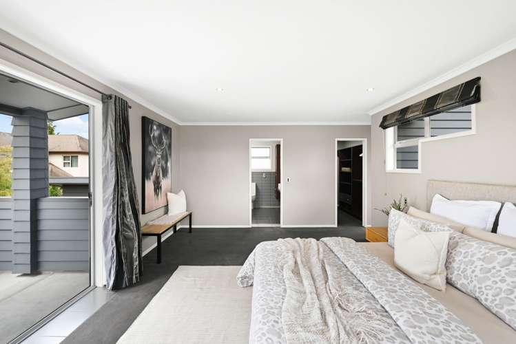 87 Huntington Drive Huntington_13