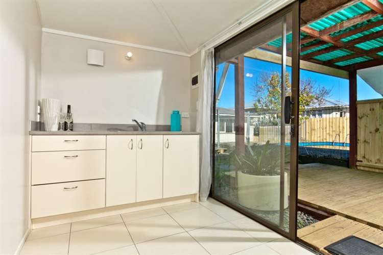 6 Coniston Avenue Te Atatu South_18