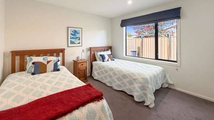 17 Larch Crescent Alexandra_12