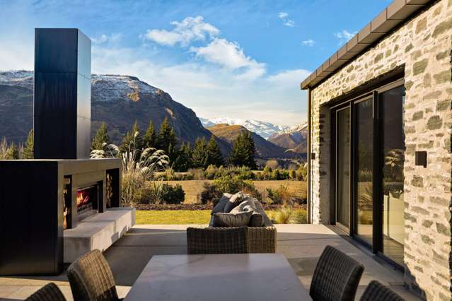 1 De La Perrelle Lane, Millbrook Resort Arrowtown_1