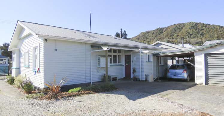 49 Shiel Street Reefton_29