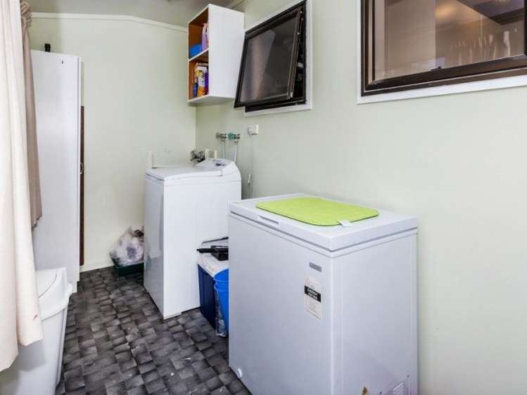 110 Ngati Pu Place Whangamata_14