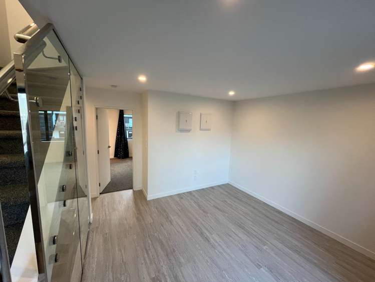23F Camp Road Mt Wellington_11