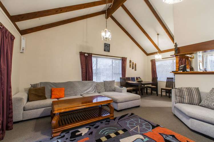 17 Banyan Drive Totara Heights_24