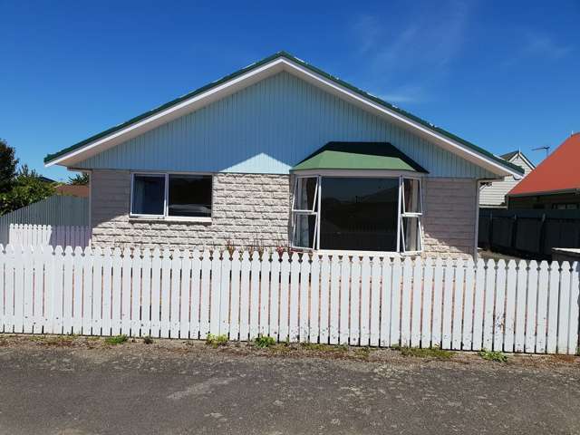 Large home close to town