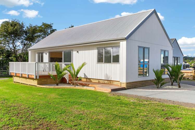 1 Grey Heron Close Mangawhai_37