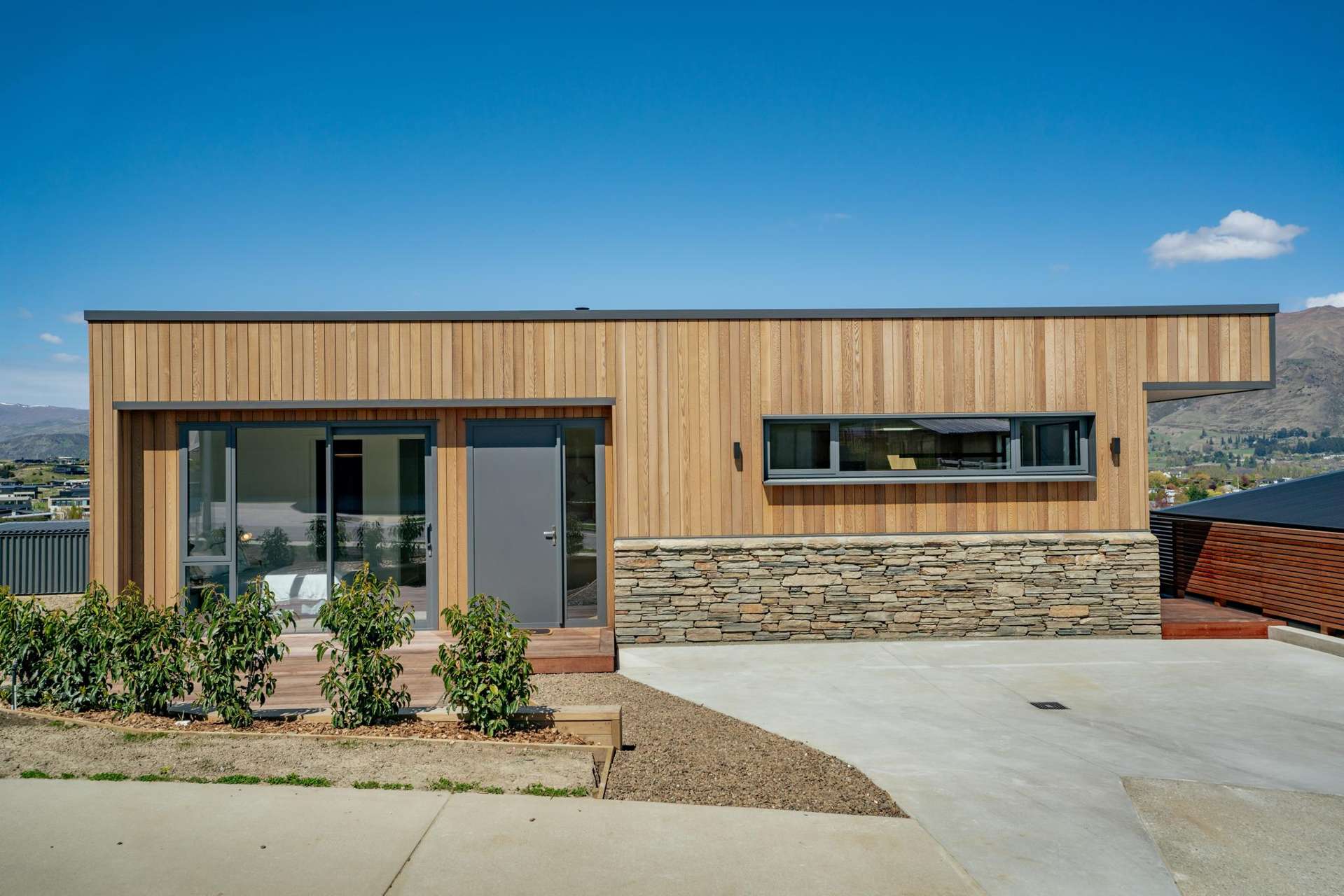 Unit 1 and 2/87 Mills Road Wanaka_0