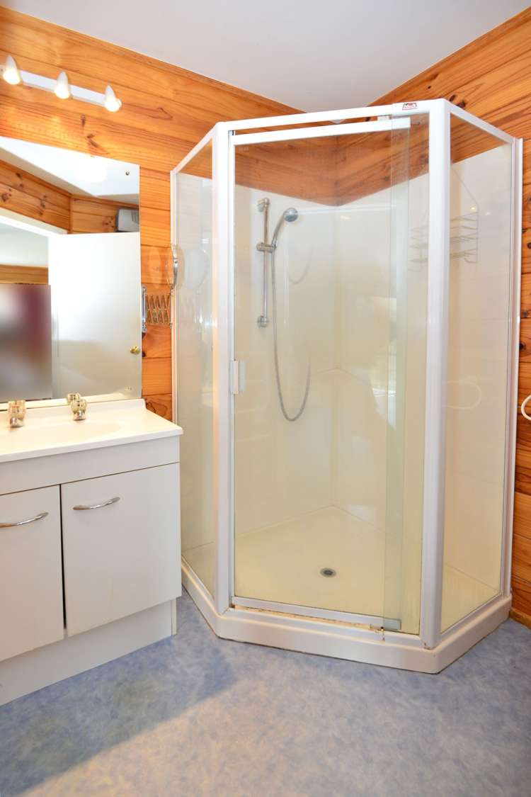 31 Regency Park Drive Gulf Harbour_15