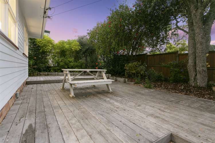 32 Windermere Crescent Blockhouse Bay_22