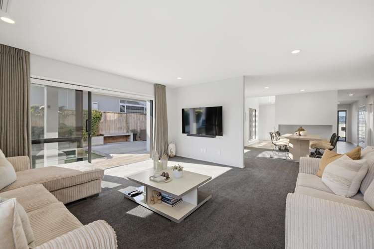 253 Devonport Road Tauranga Central_24