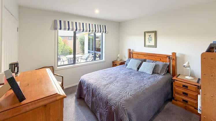 17 Larch Crescent Alexandra_11