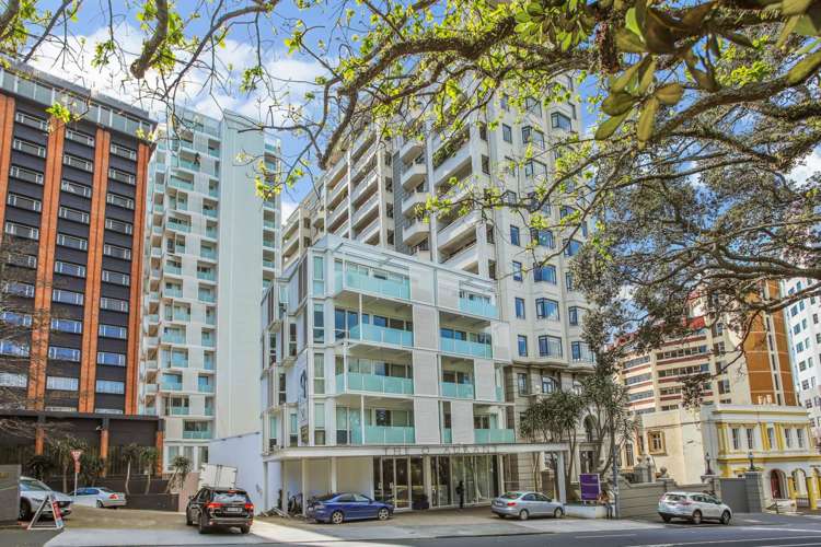 2102/10 Waterloo Quadrant Auckland Central_9