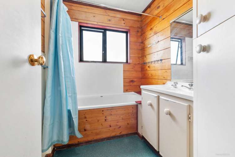 1/76 Roberts Road Te Atatu South_10