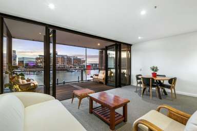 205/121 Customs Street West_3