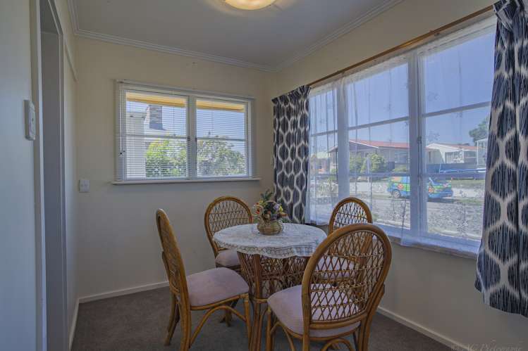 2/75 Ranui Avenue Waimataitai_5