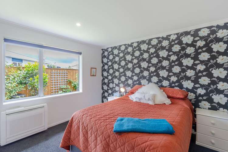 8 Yusef Way Levin_13