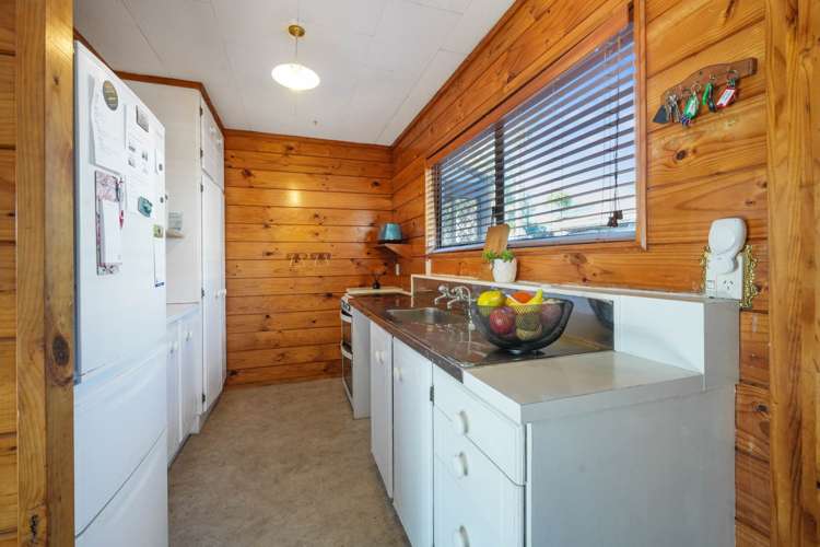 13A Ward Crescent Te Atatu Peninsula_7