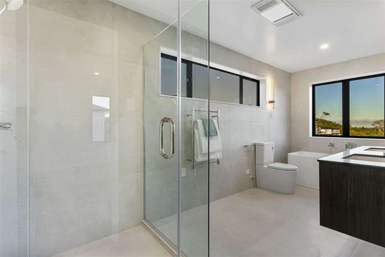 3 Luff Place Long Bay_28